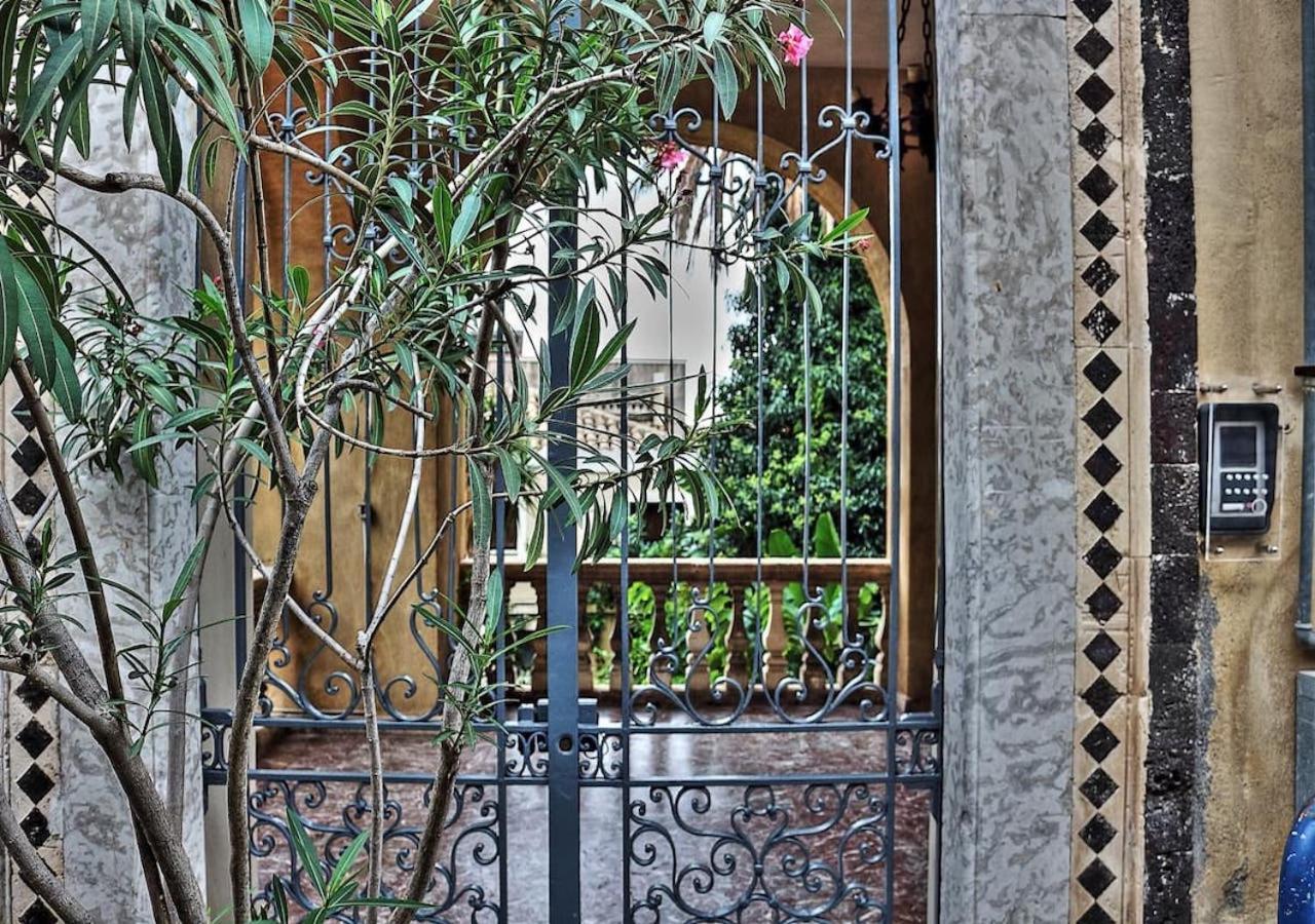 Arche Apartment Taormina Eksteriør billede